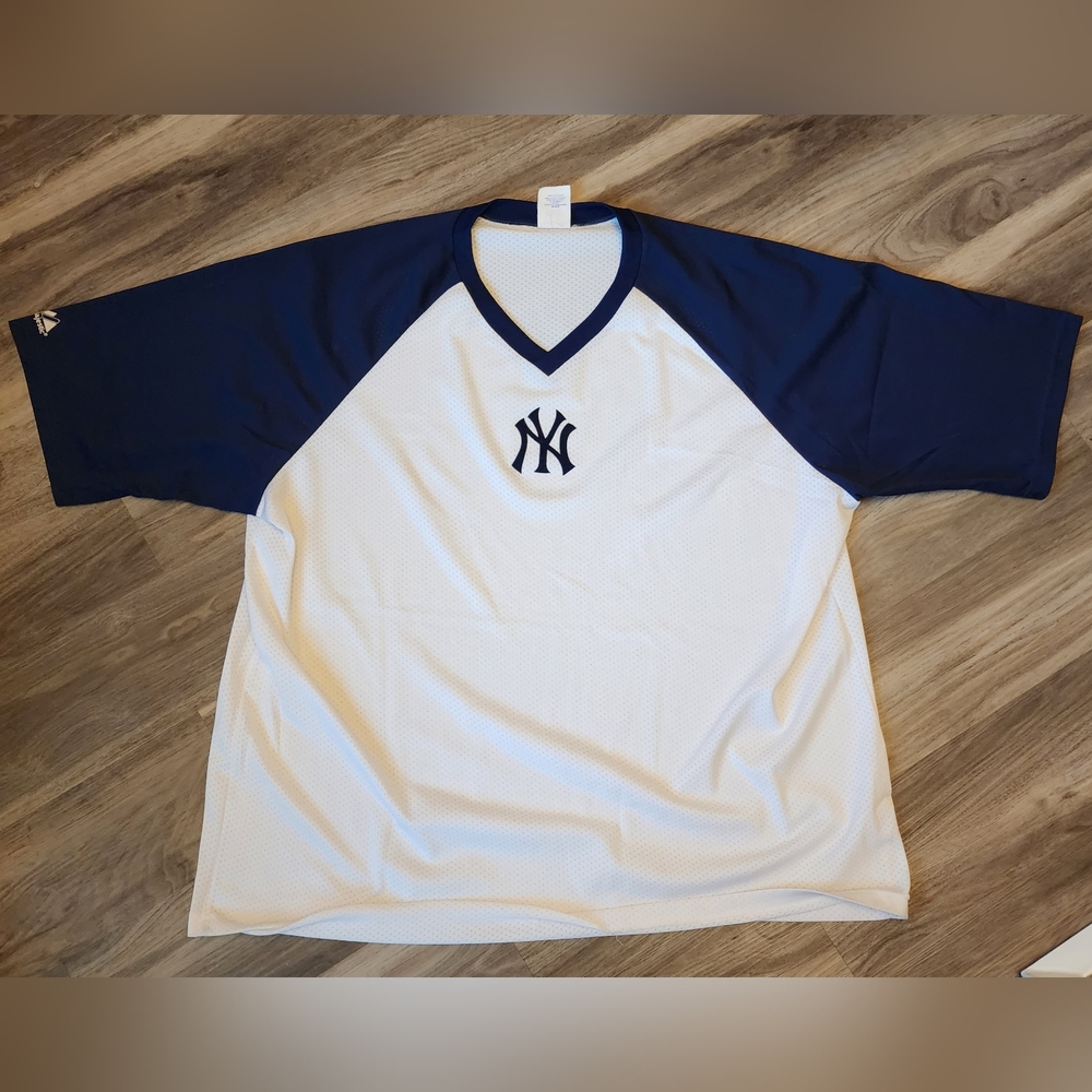 New York Yankee's warmup 3xl